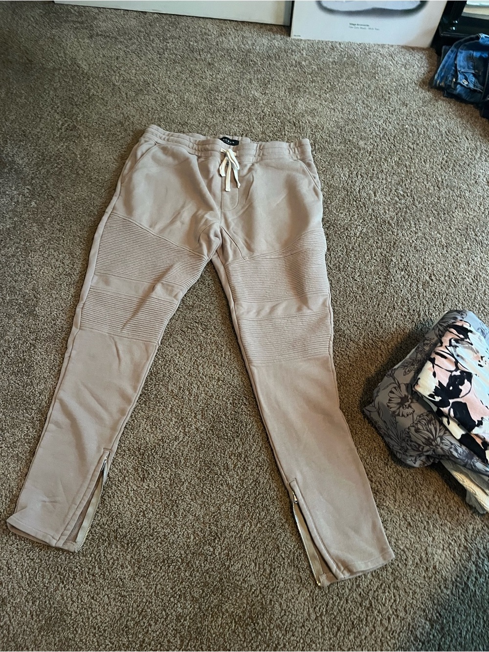 Pacsun Beige Drawstring Moto Joggers zipper ankles women’s xl